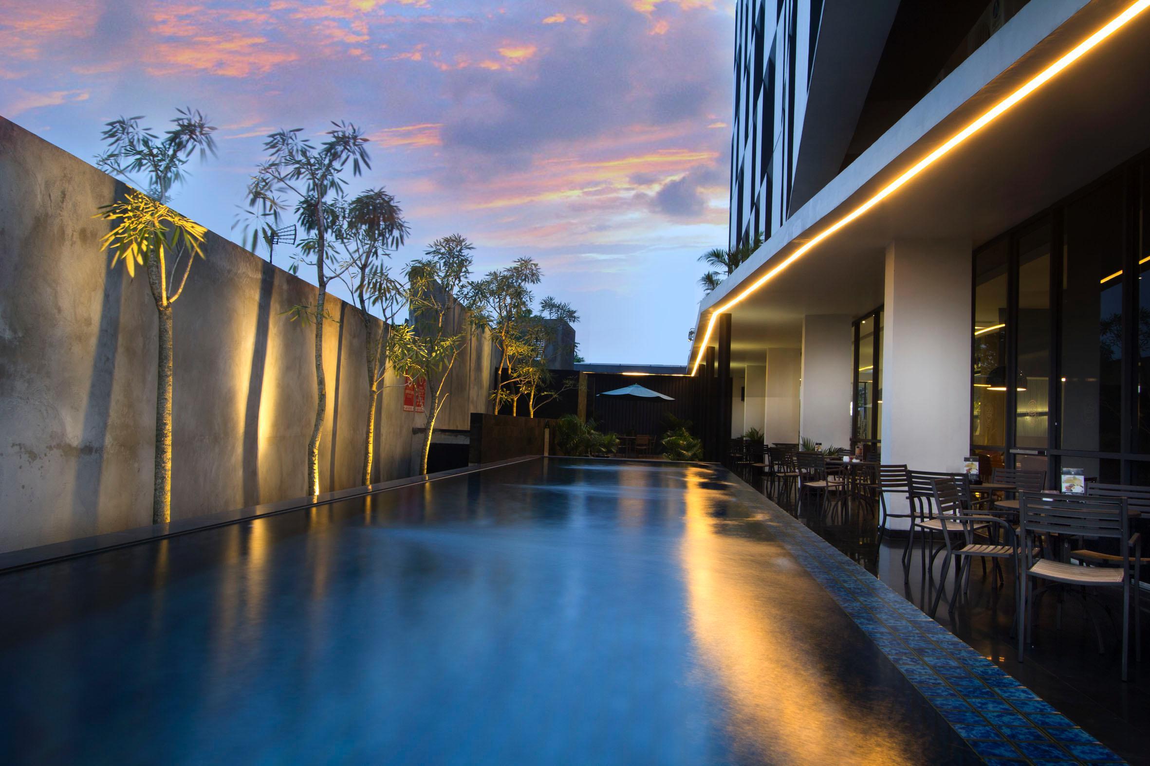 Neo Hotel Tendean Jakarta By Aston Buitenkant foto
